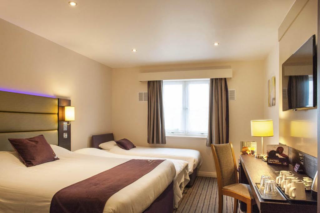 Premier Inn Derby River Lights Экстерьер фото